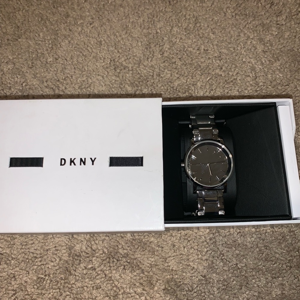 Women silver watch